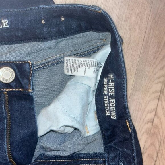 American Eagle Super High Rise Jean Jeggings. Size 10 Regular. - Picture 2 of 2
